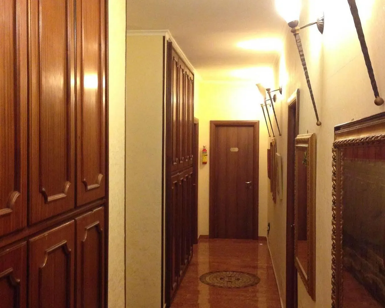 Caligola Resort Rzym Nocleg ze śniadaniem